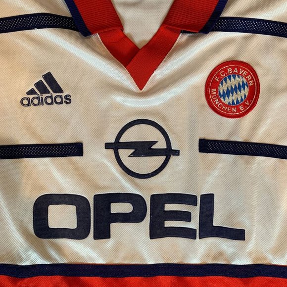 Vintage Adidas Bayern Munich Jersey (L) - Picture 4 of 4
